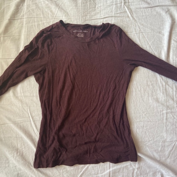 American Eagle Red Long-Sleeve - Picture 1 of 3